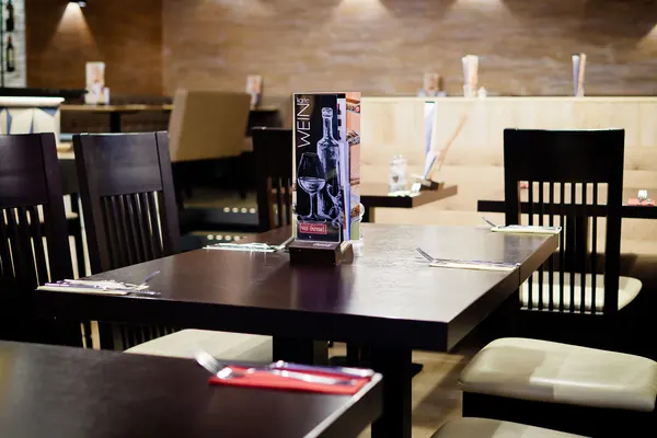 Gedeckter Tisch im Ciao & Jassu